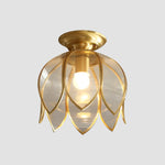 Mosiężna lampa sufitowa do przedpokoju